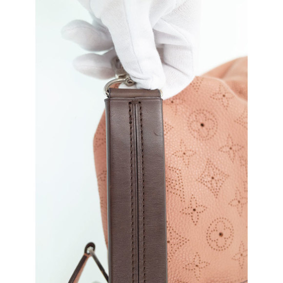 Louis Vuitton Mahina Selene PM Semi-shoulder Bag Rose Poodle - Picture 4 of 9